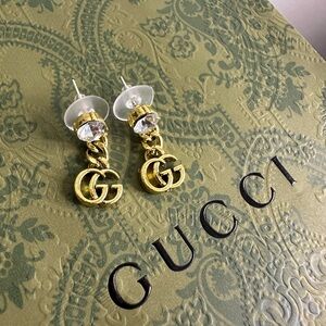 GG earrings